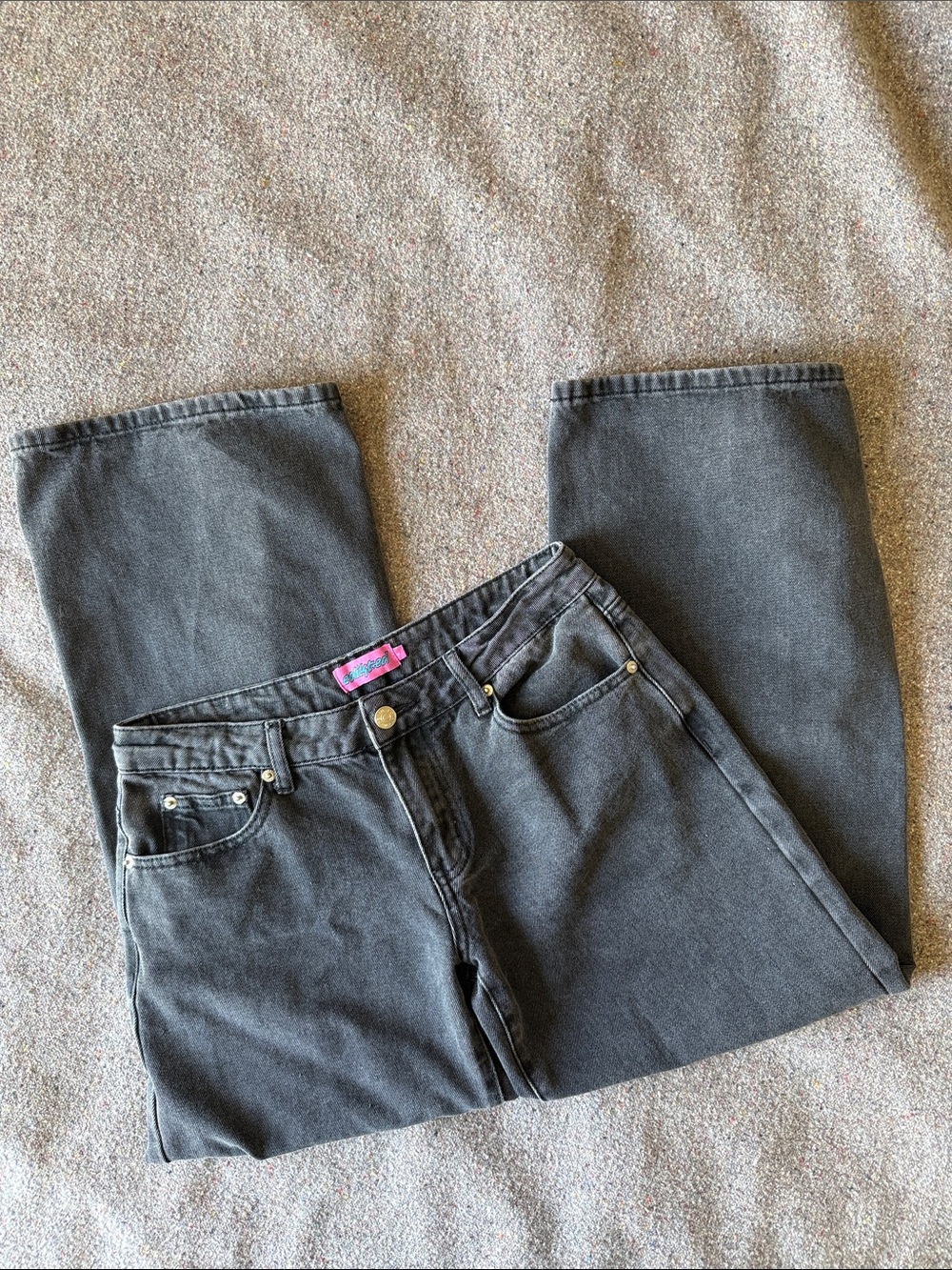 Edikted Low Rise Straight Leg Jeans in Faded Black (Size Small)